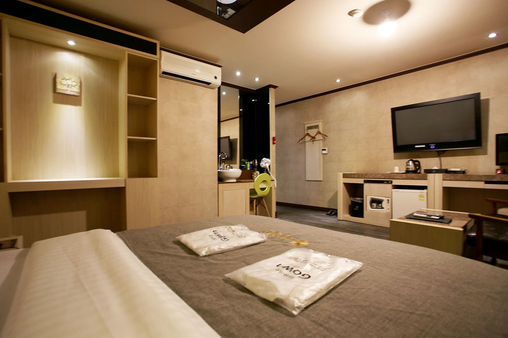 Ost Hotel Chuncheon Exterior photo