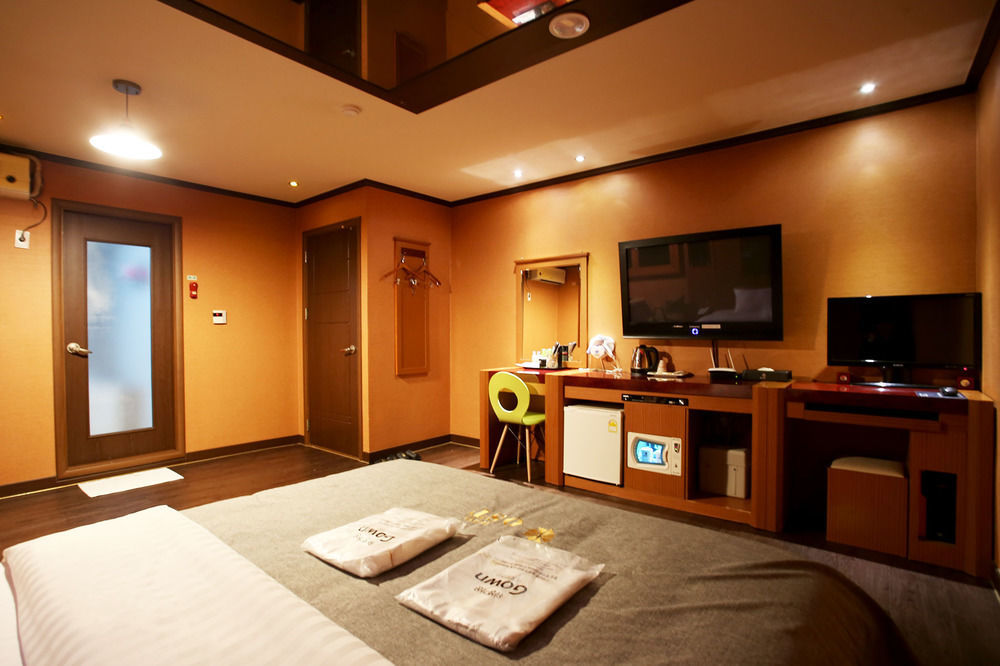 Ost Hotel Chuncheon Exterior photo
