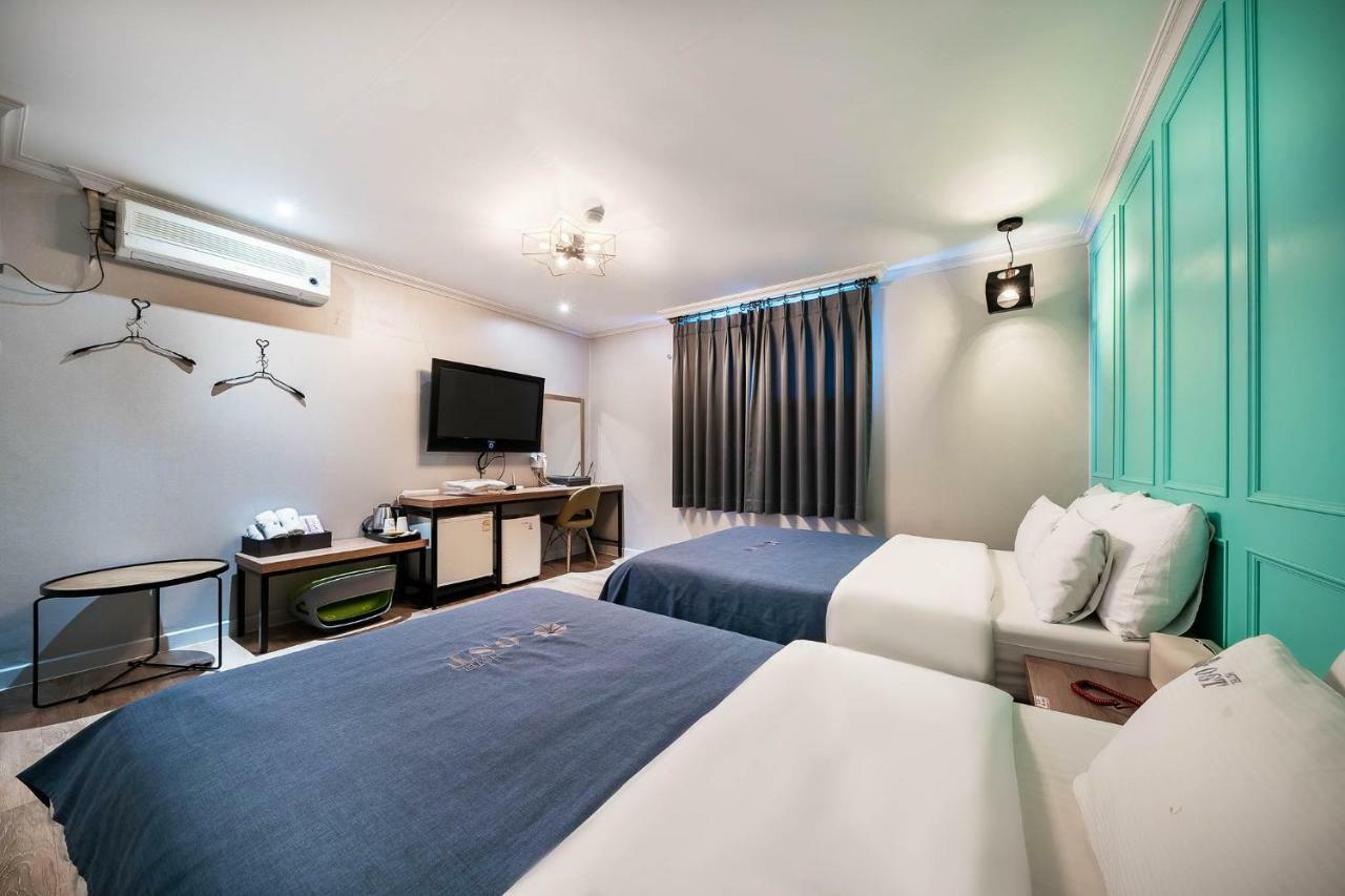 Ost Hotel Chuncheon Exterior photo