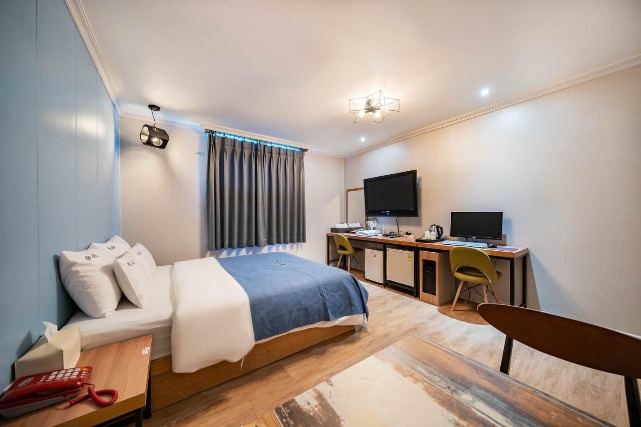 Ost Hotel Chuncheon Exterior photo