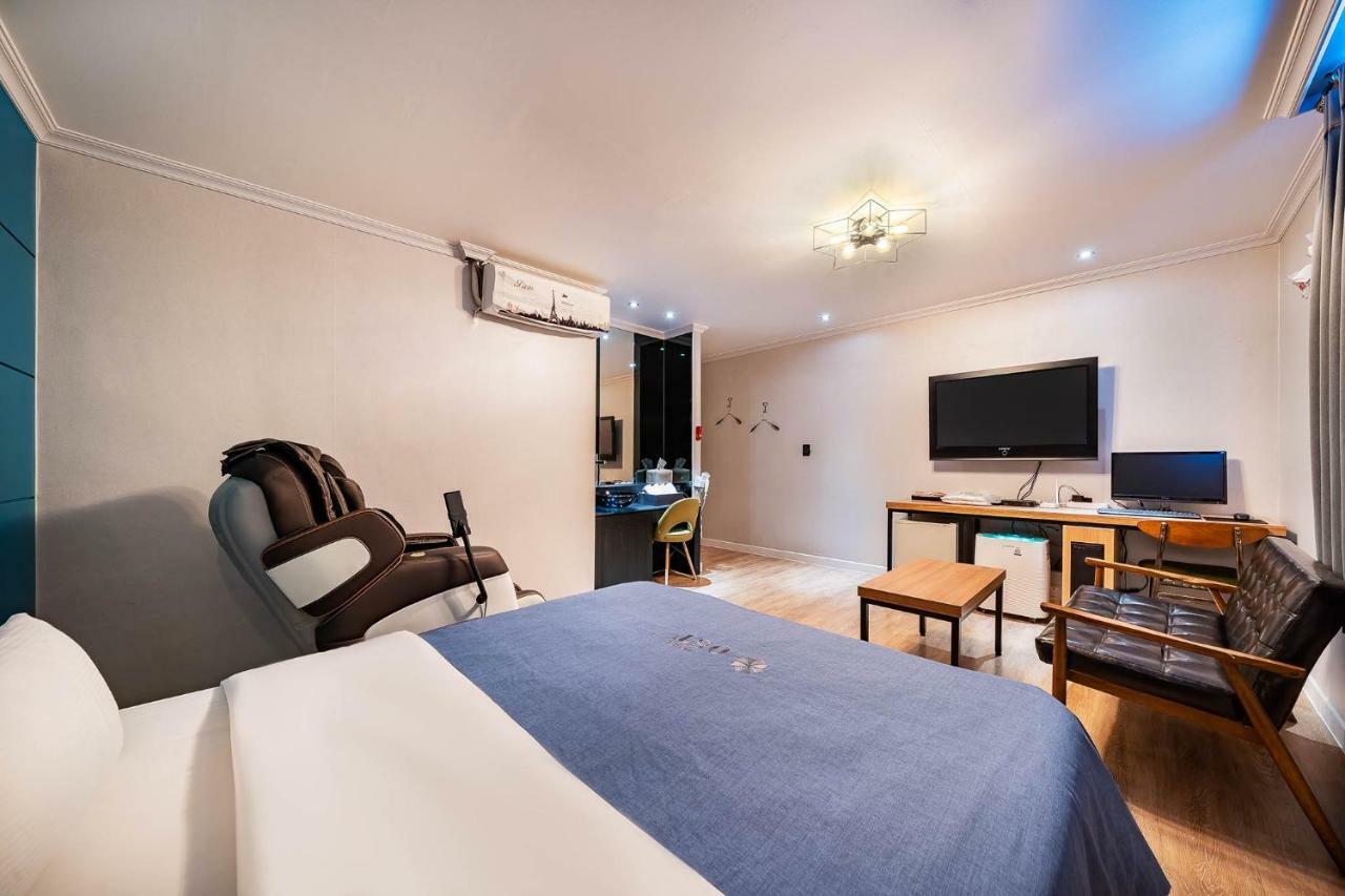 Ost Hotel Chuncheon Exterior photo